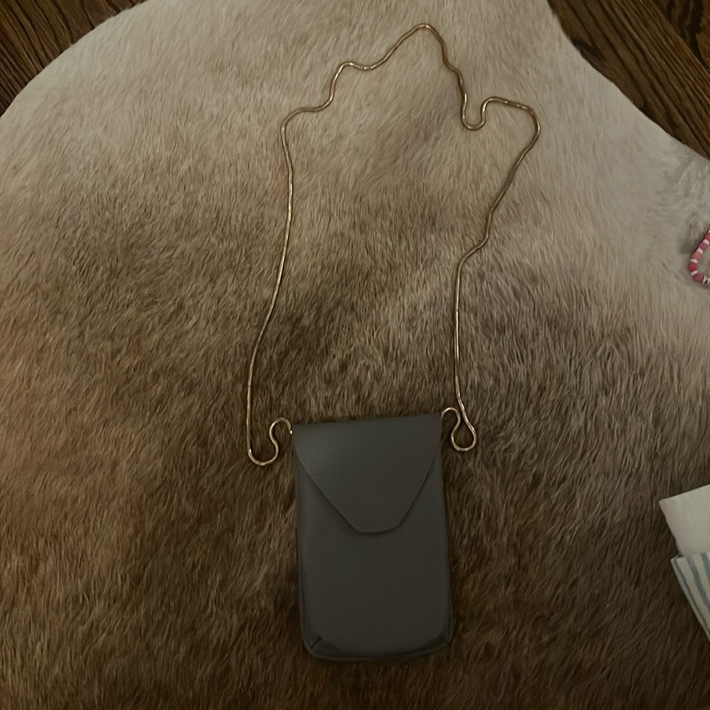 Street level phone bag